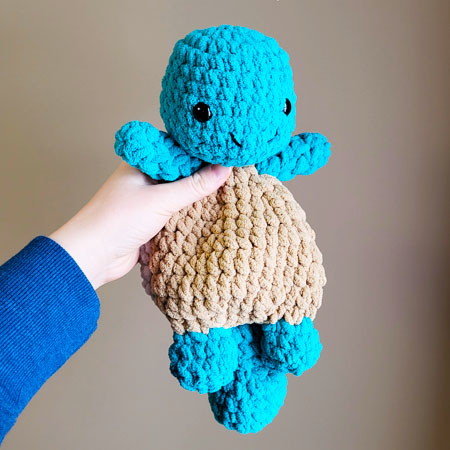 Read more about the article Squirt the Turtle Amigurumi PDF Free Pattern