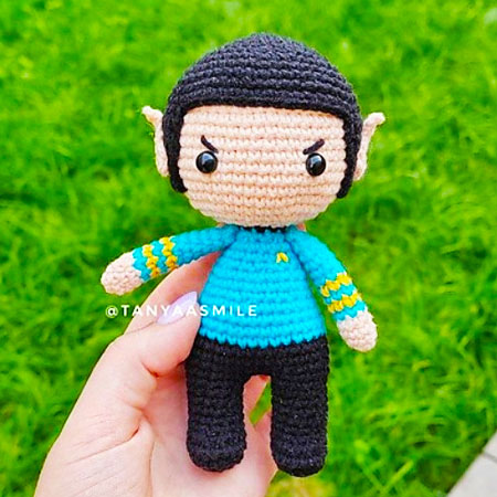 Read more about the article Star Trek Spock Crochet Doll Free Pattern